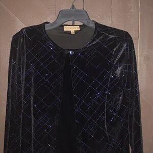 Notations- woman’s long sleeve top